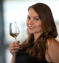 Weinprinzessin Ramona Diegel | Foto: © DWI